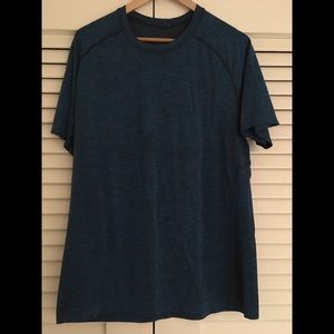 Lululemon Men’s large running shirt blue lulu